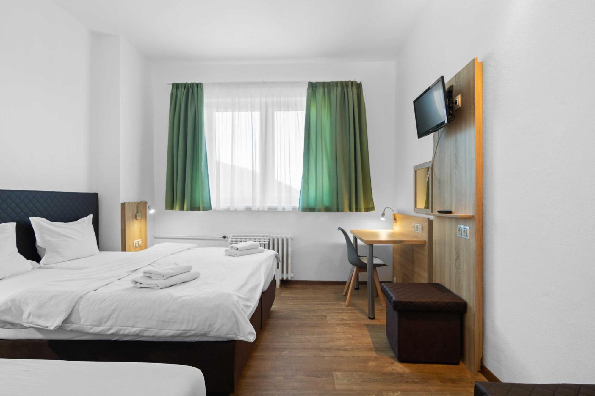 Hotel Cervenohorske Sedlo Лоучна-над-Десноу Экстерьер фото