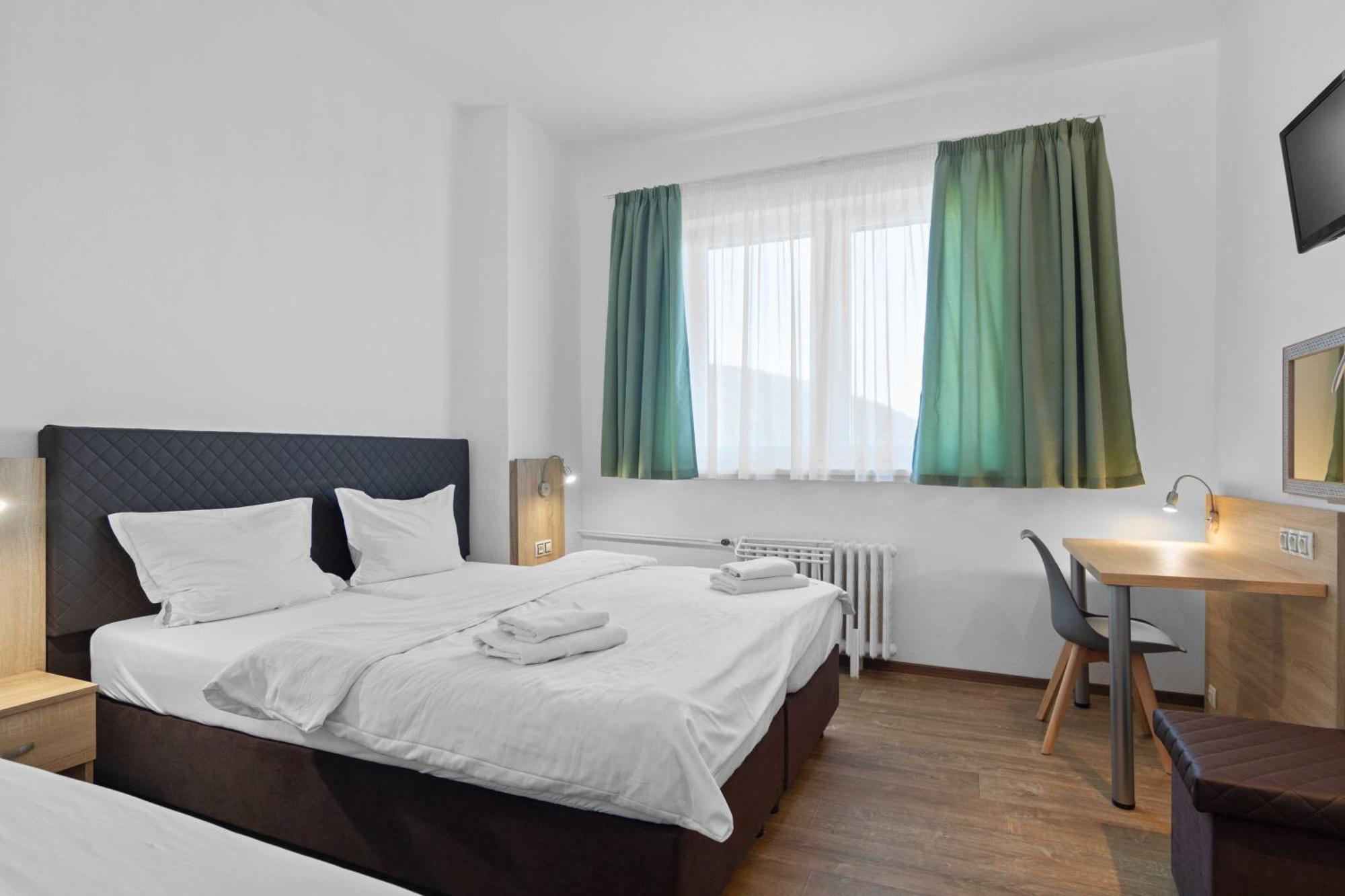 Hotel Cervenohorske Sedlo Лоучна-над-Десноу Экстерьер фото