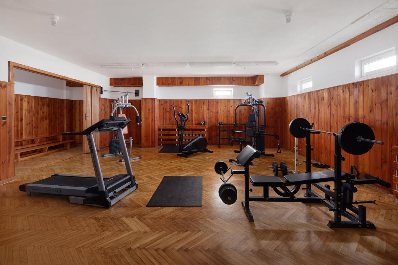 Hotel Cervenohorske Sedlo Лоучна-над-Десноу Экстерьер фото