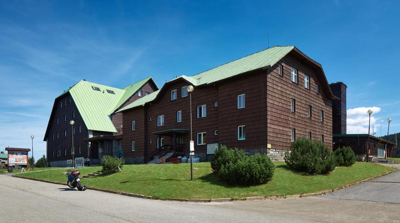 Hotel Cervenohorske Sedlo Лоучна-над-Десноу Экстерьер фото